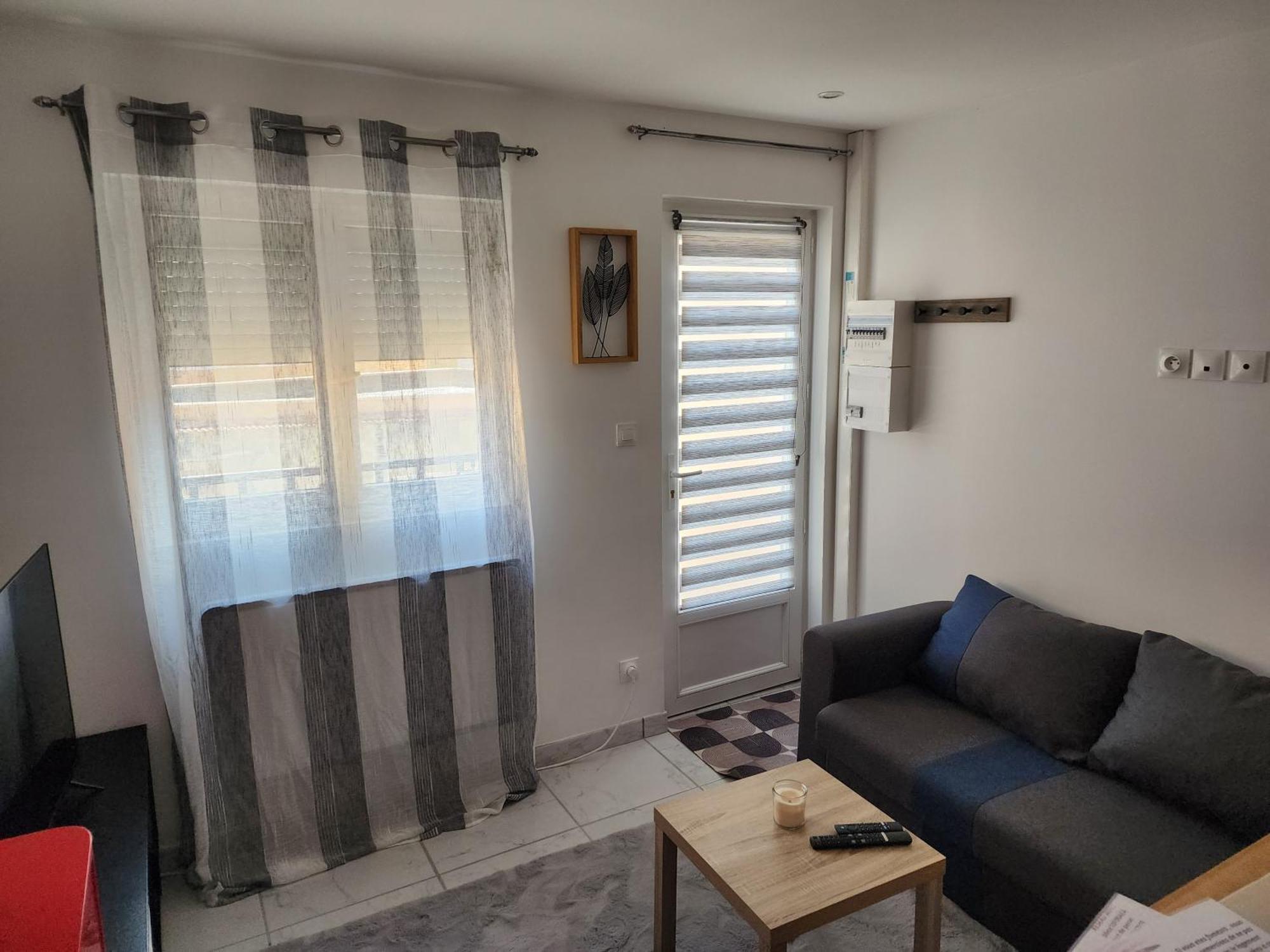 Agreable T2/Centre-Ville *10 Min Gare* Bourgoin-Jallieu Exterior foto